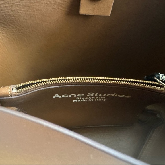 Acne Musubi Mini Bag Brown Small Crossbody. Pre-owned. - Picture 5 of 6